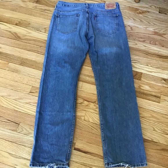 Levi’s Lightwash Jeans, size 34x34 - Picture 3 of 4